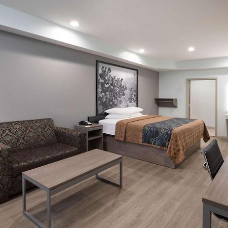 Super 8 By Wyndham Humble Houston Fallcreek Extérieur photo