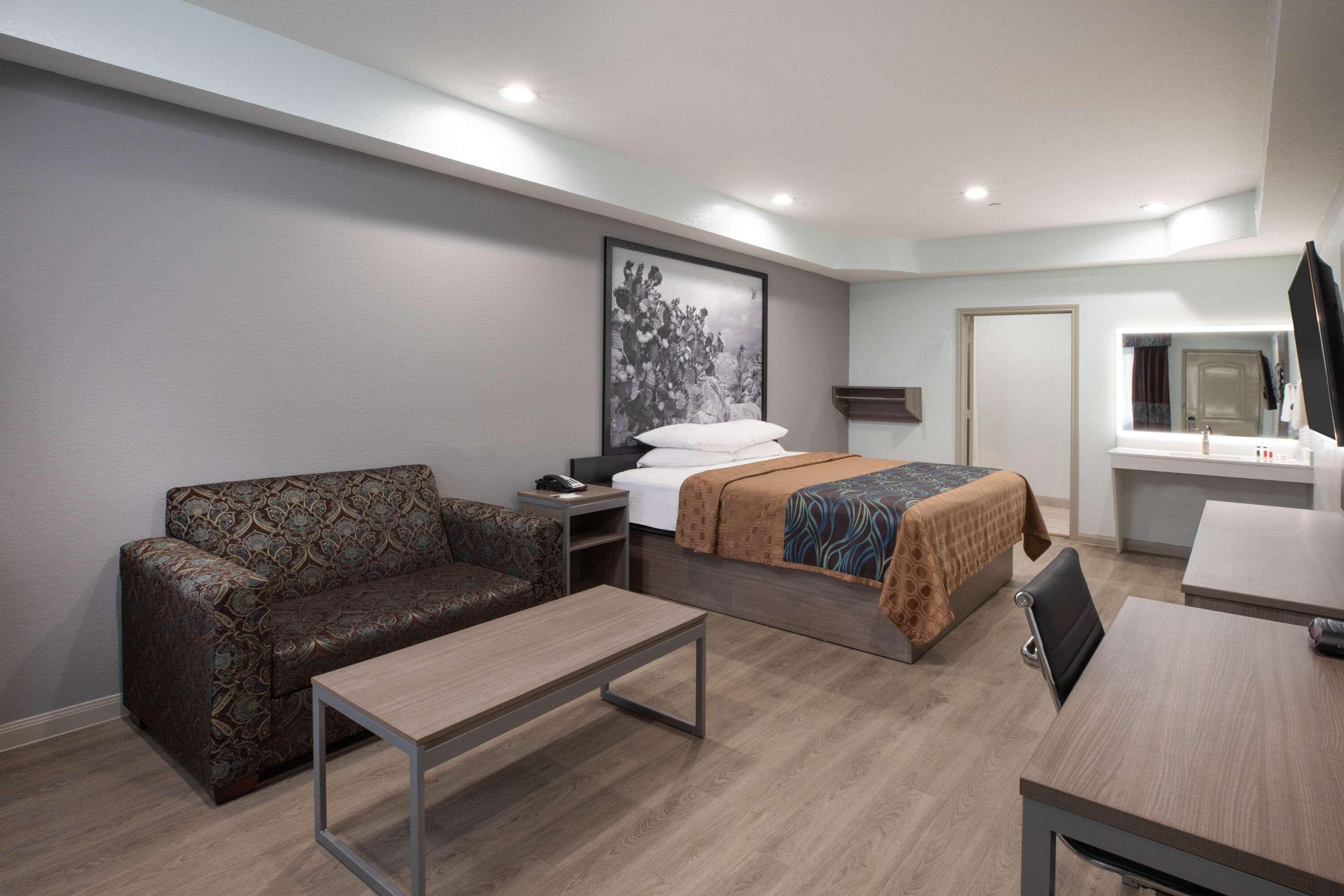 Super 8 By Wyndham Humble Houston Fallcreek Extérieur photo