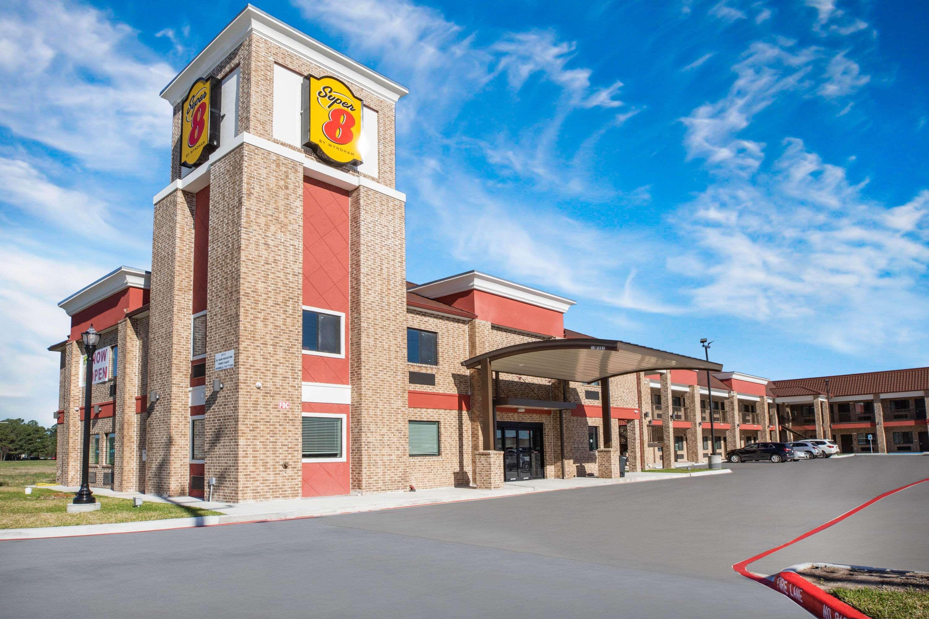 Super 8 By Wyndham Humble Houston Fallcreek Extérieur photo